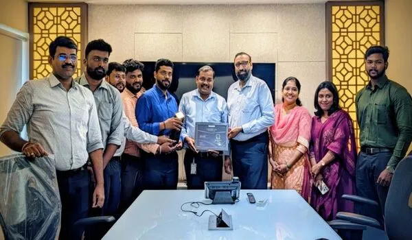 Management and Founding Board of Urbanrise Group